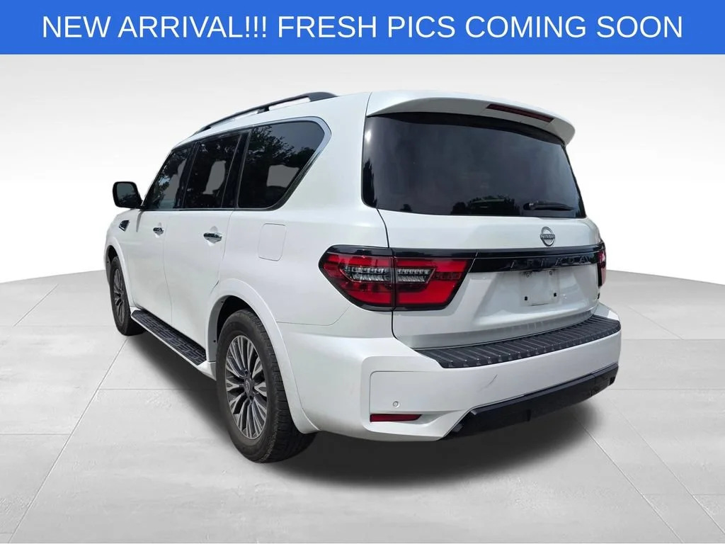 Used 2023 White Nissan SL 2WD image 6