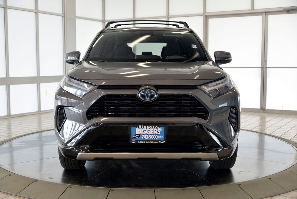 2023 Toyota RAV4 SE - Photo 3