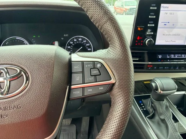 Certified Used 2024 Green Toyota Platinum image 35