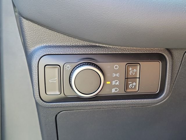 New 2026 Star White Metallic Tri-Coat Ford Active image 13