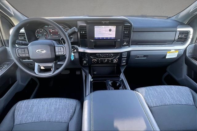 New 2026 Avalanche Ford XLT image 4