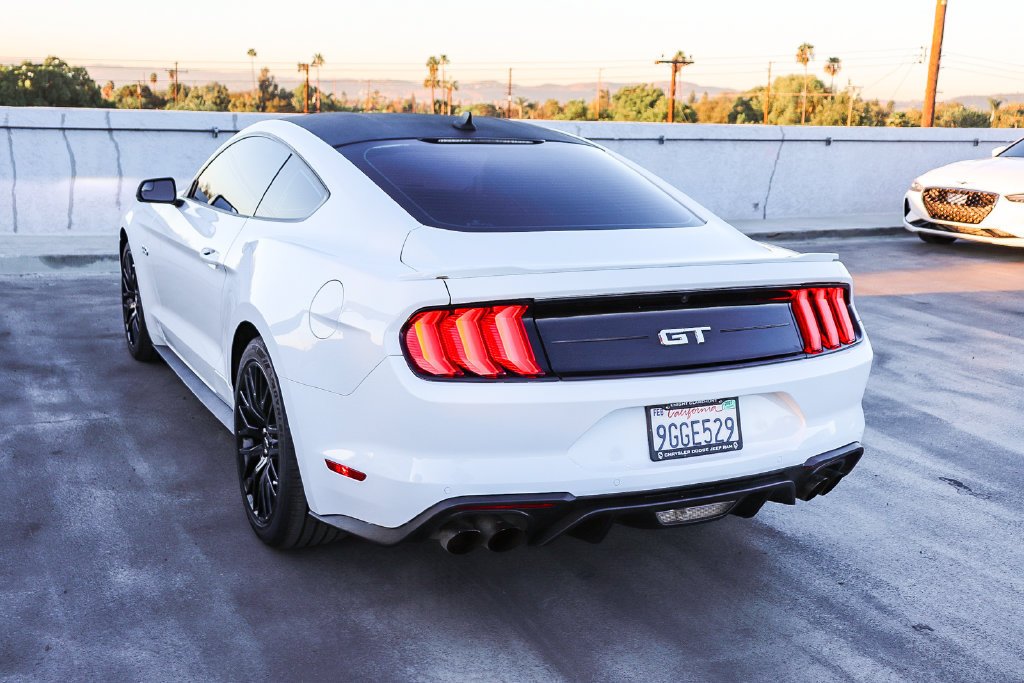 Used 2020 Oxford White Ford GT Premium image 7