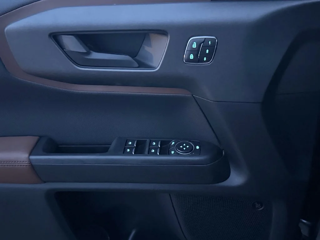 New 2026 Carbonized Gray Metallic Ford Outer Banks® image 14