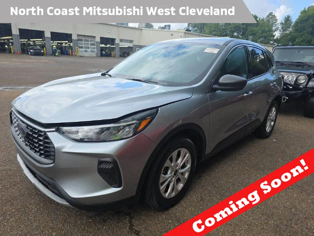 Used 2024 Silver Ford Active image 1