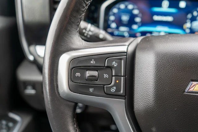 Used 2022 Gray Chevrolet LT image 23