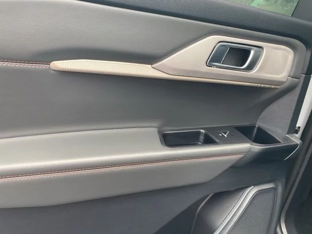 New 2026 Space White Metallic Ford Active image 32