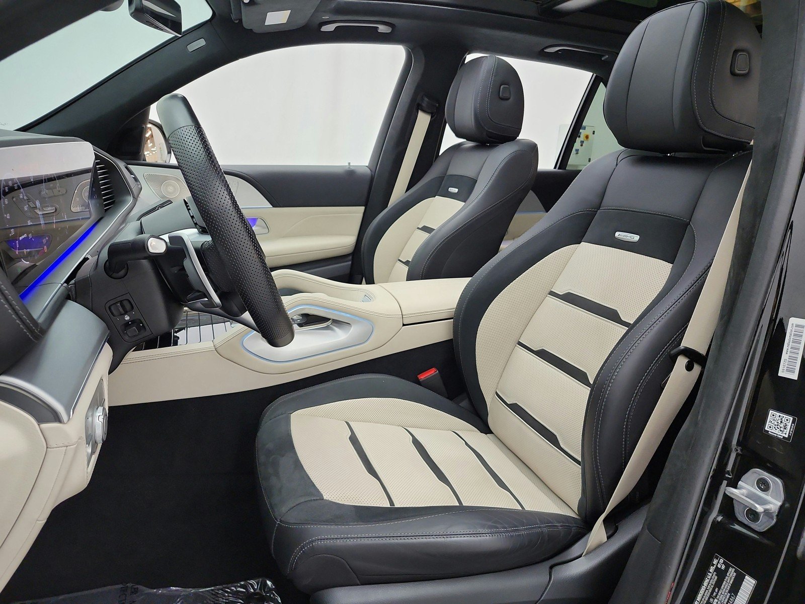 Certified Used 2024 Obsidian Black Metallic Mercedes-Benz AMG® GLE 63 S 4MATIC+ SUV image 13
