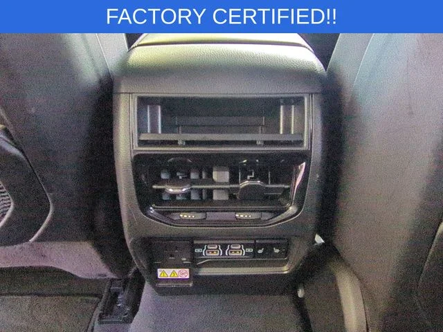 Used 2024 White Jeep 4xe image 33