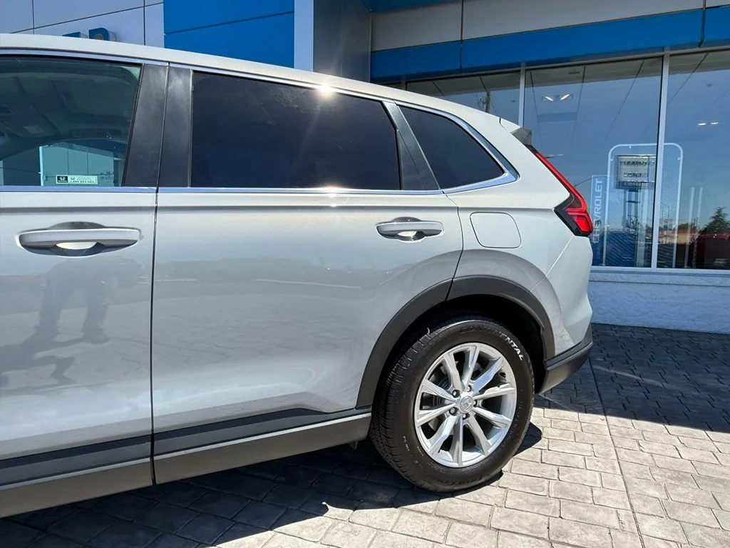 Used 2023 Gray Honda EX-L image 5