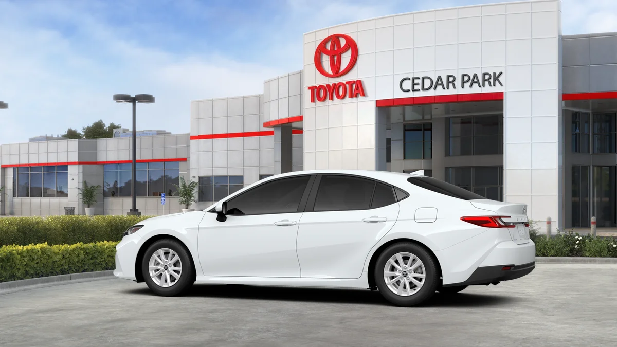 New 2026 Ice Cap Toyota LE image 5
