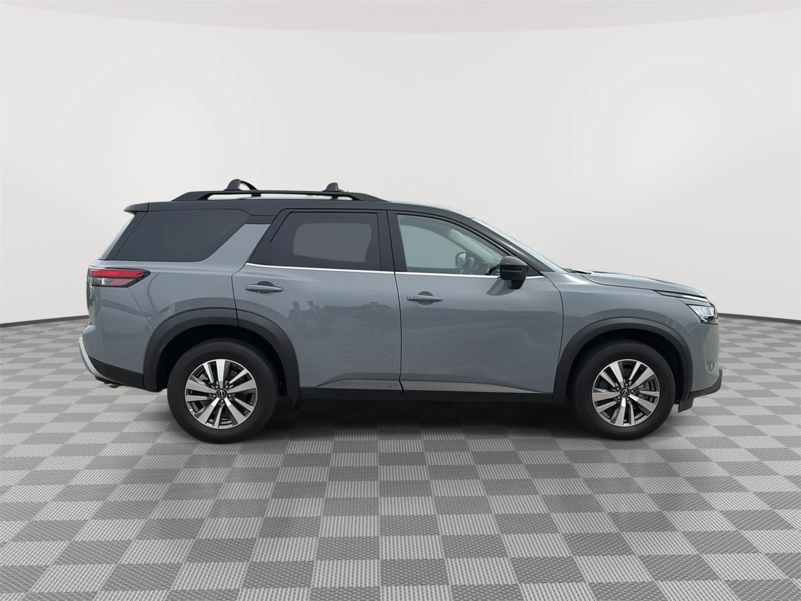Used 2023 Solid Gray/Super Black Nissan SL image 6