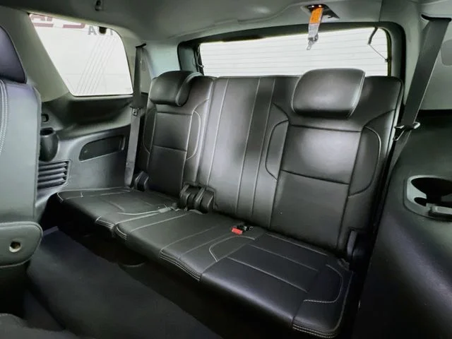 Used 2019 Silver GMC Denali image 38