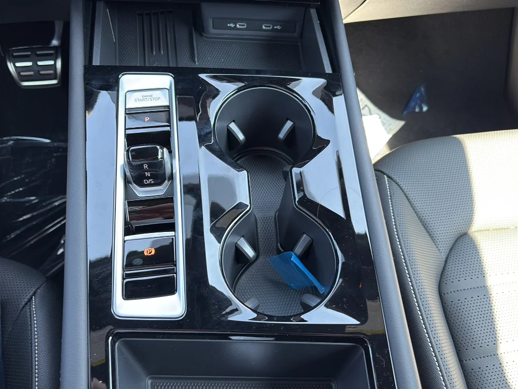 2026 Volkswagen Atlas Cross Sport SEL R-LINE - Photo 27