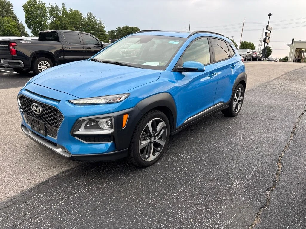 Used 2021 Surf Blue Hyundai Limited image 7