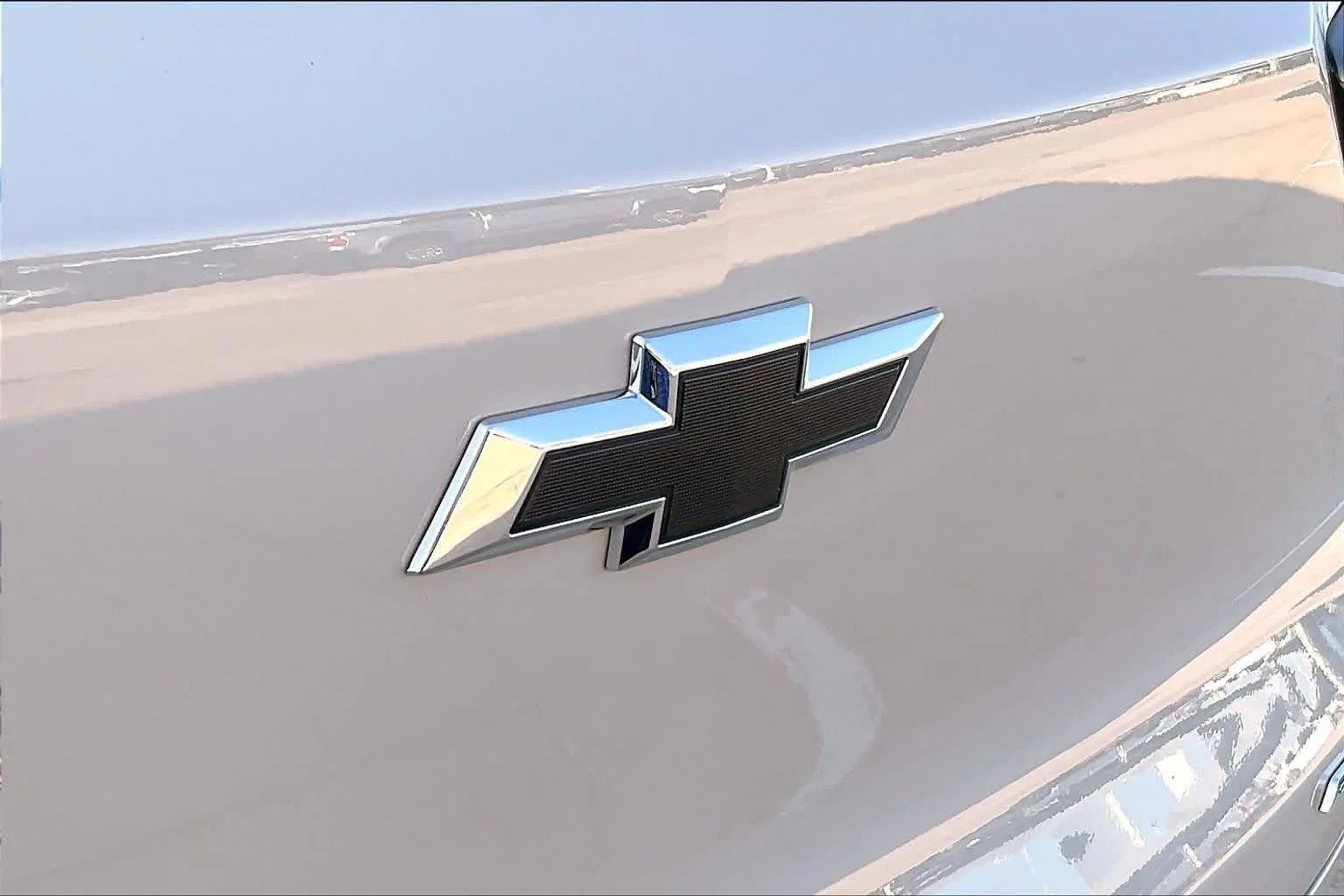 Used 2026 White Sands Chevrolet ACTIV image 27