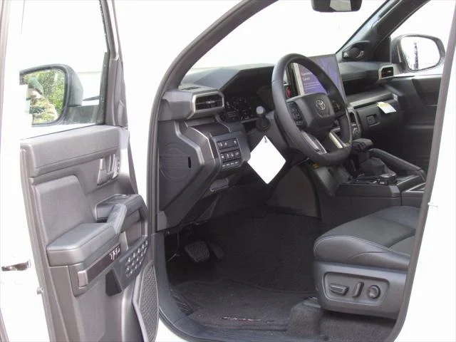 2025 Toyota 4Runner TRD Off-Road Premium - Photo 10