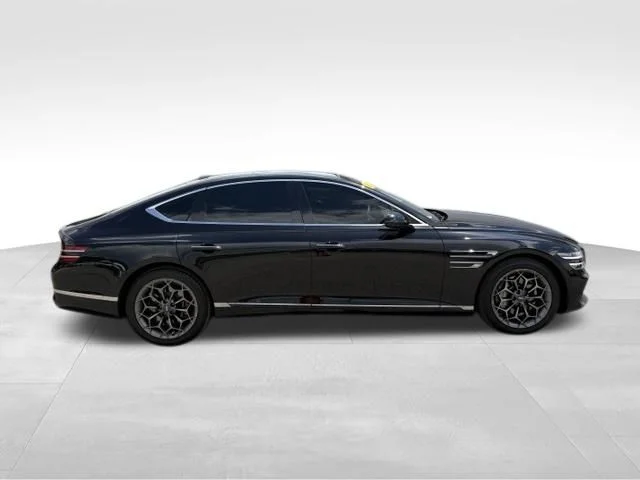 Used 2021 Black Genesis 3.5T image 9