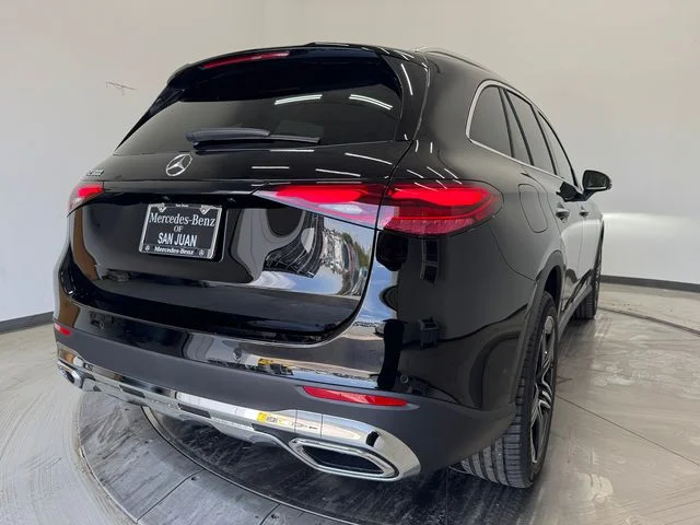New 2027 Black Mercedes-Benz GLC 300 image 32