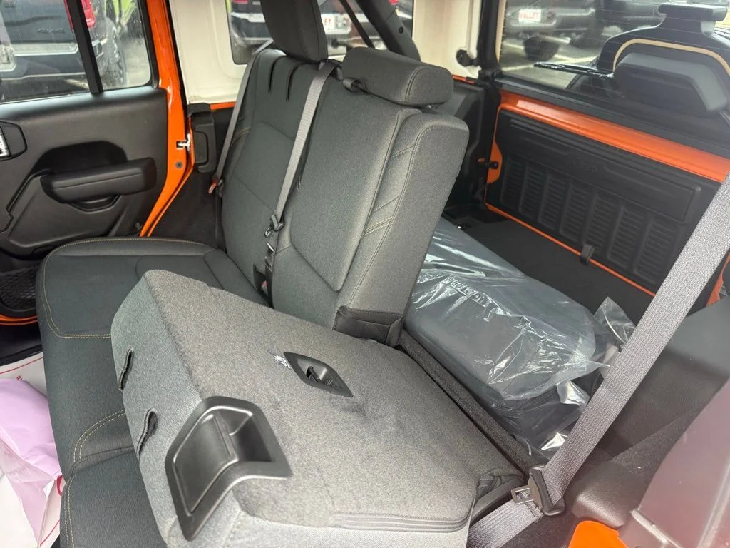 2025 Jeep Wrangler 4xe Sports S 4XE - Photo 38