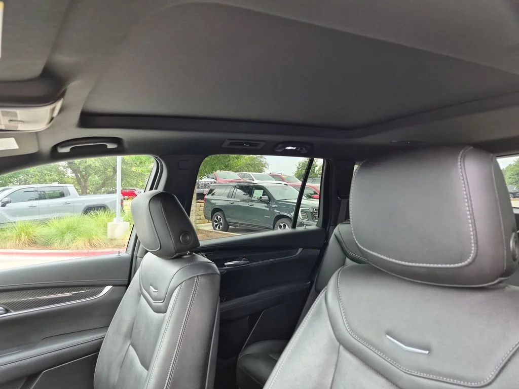 Used 2023 White Cadillac Sport image 32