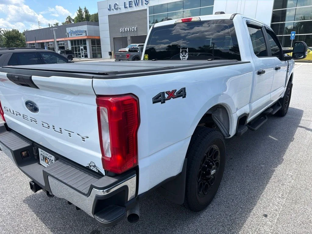 Used 2024 Oxford White Ford XL image 4