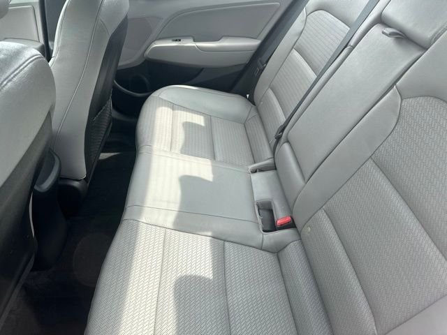 Used 2017 Red Hyundai Limited image 6
