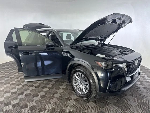 Used 2025 Black Mazda 3.3 Turbo Preferred image 12