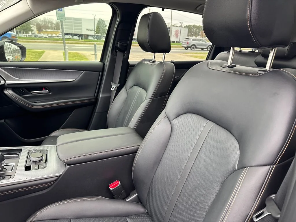 New 2026 Gray Metallic Mazda 3.3 Turbo Premium image 9