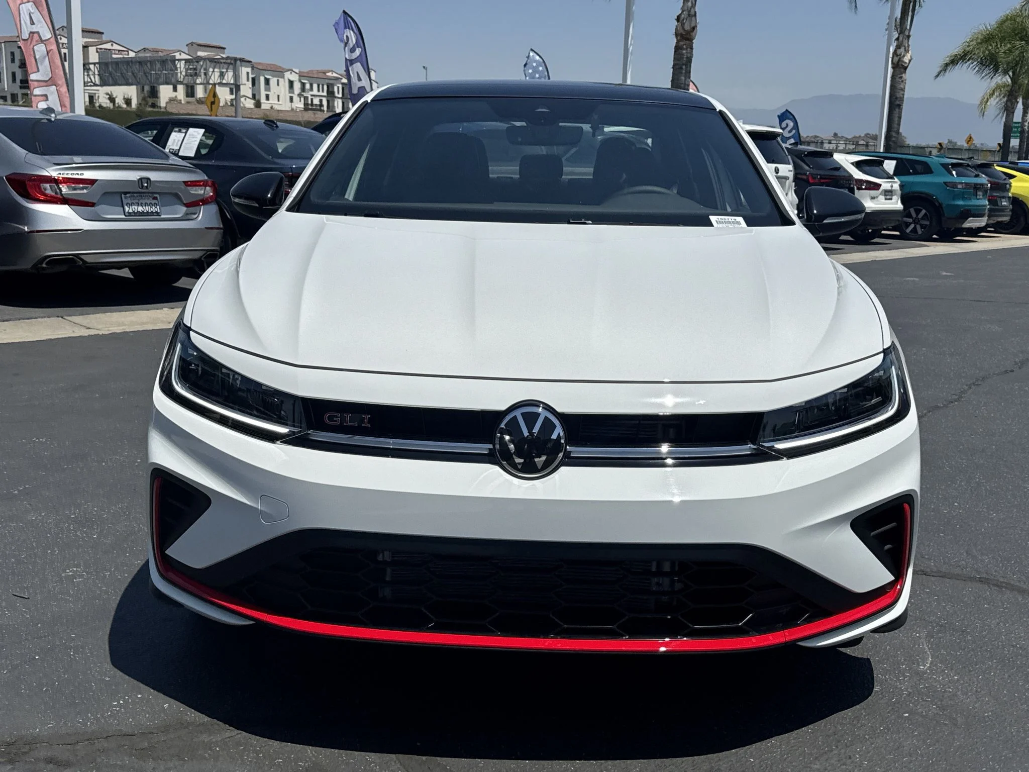 New 2026 Pure White w/Deep Black Roof Volkswagen Autobahn image 3