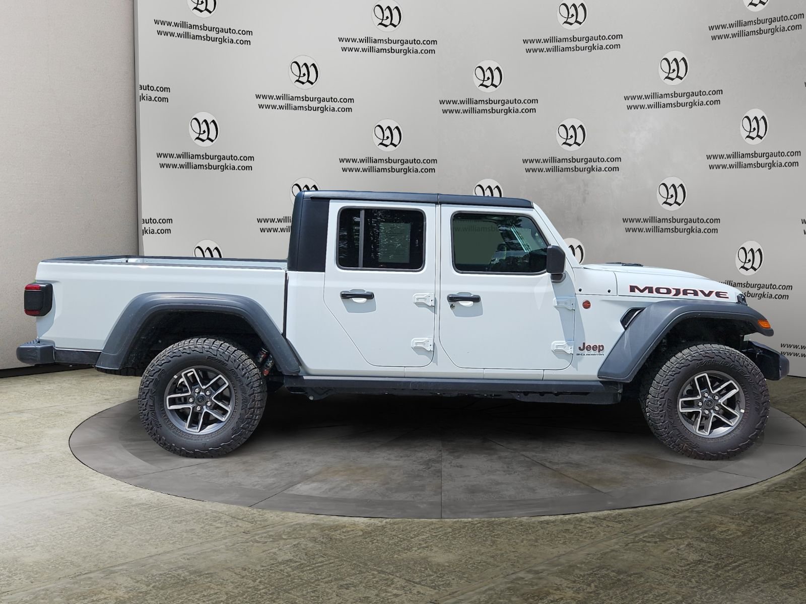 Used 2026 White Jeep Mojave image 6