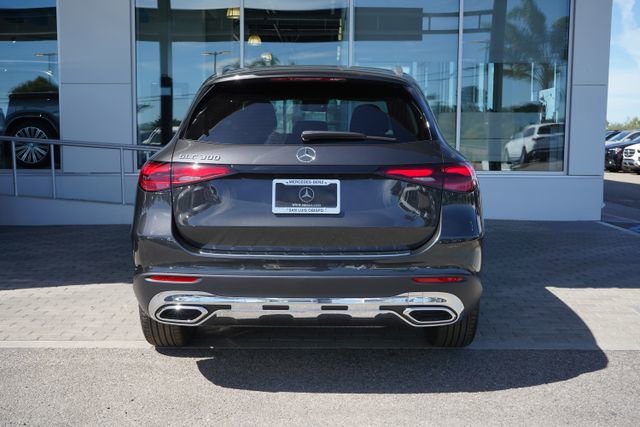 New 2026 Graphite Grey Metallic Mercedes-Benz GLC 300 image 36