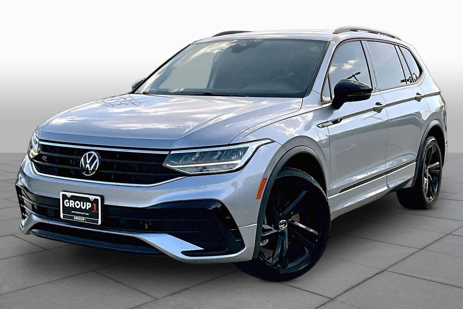 2023 Volkswagen Tiguan SE R-Line Black