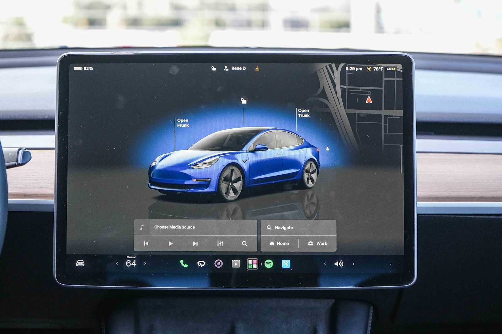 Used 2023  Tesla  image 14