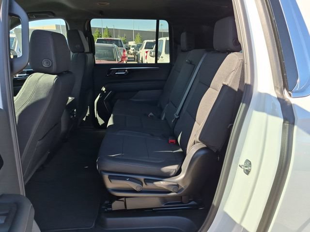 2026 Chevrolet Suburban LS - Photo 14