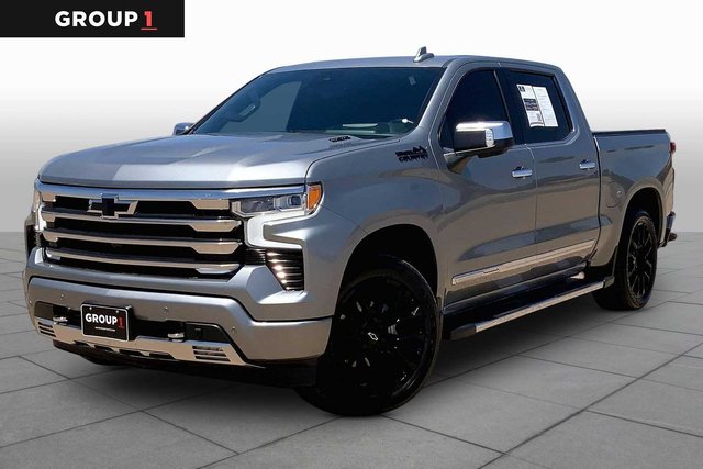 Pre-Owned 2024 Chevrolet Silverado 1500 High Country With Navigation &amp; 4WD