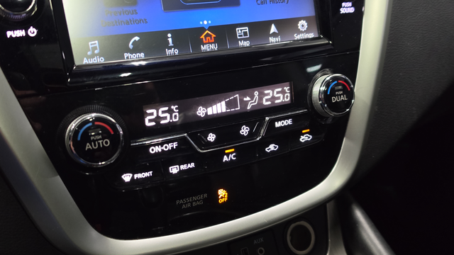 Used 2018 Brilliant Silver Metallic Nissan Platinum image 18