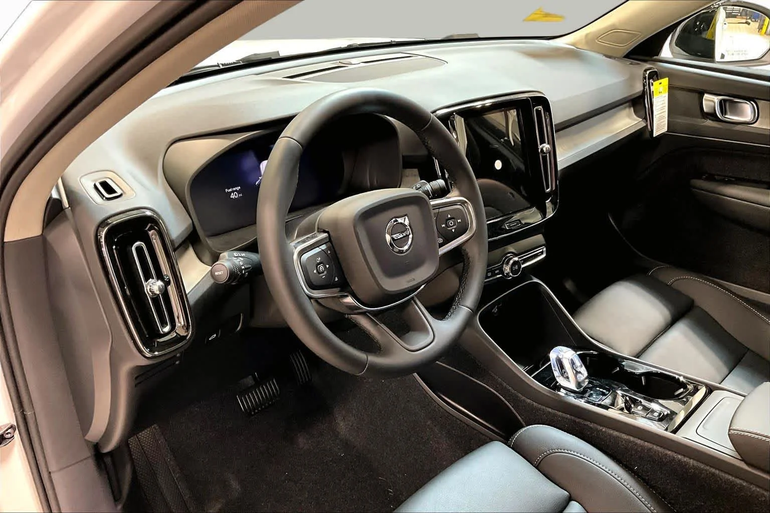 New 2026 WHITE Volvo Plus image 9