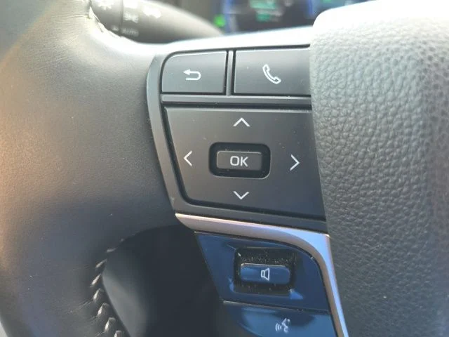 Used 2025 Black Toyota XLE image 16