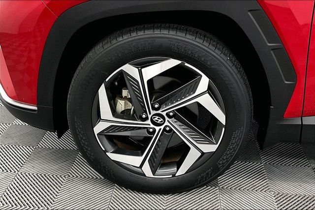Used 2023 Calypso Red Hyundai SEL image 9