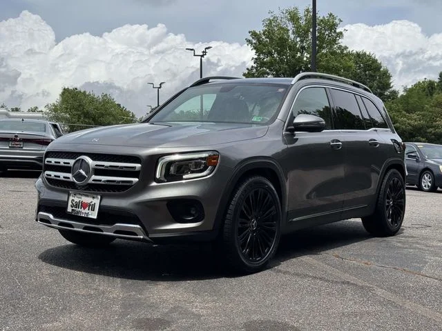 Used 2020 Gray Mercedes-Benz GLB 250 image 1
