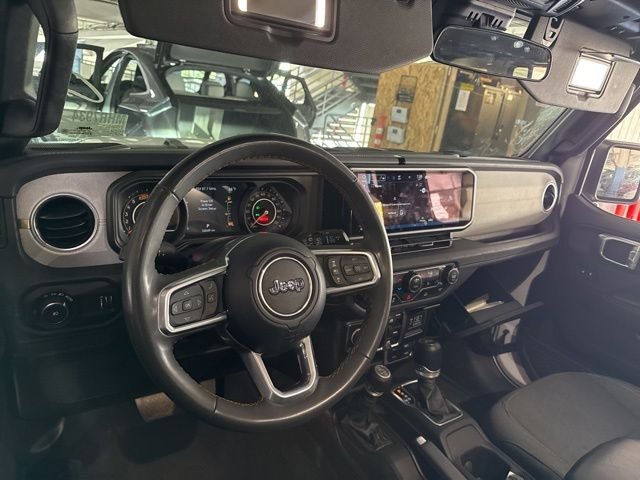 2024 Jeep Wrangler 4-Door Sahara - Photo 6