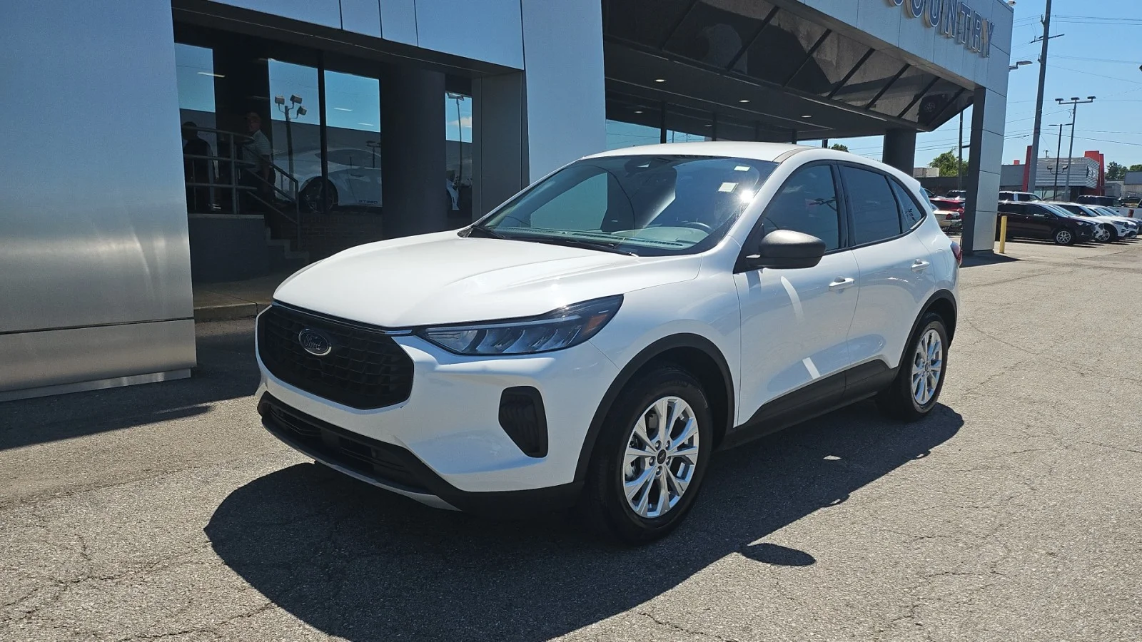 Used 2025 White Ford Active FWD image 8