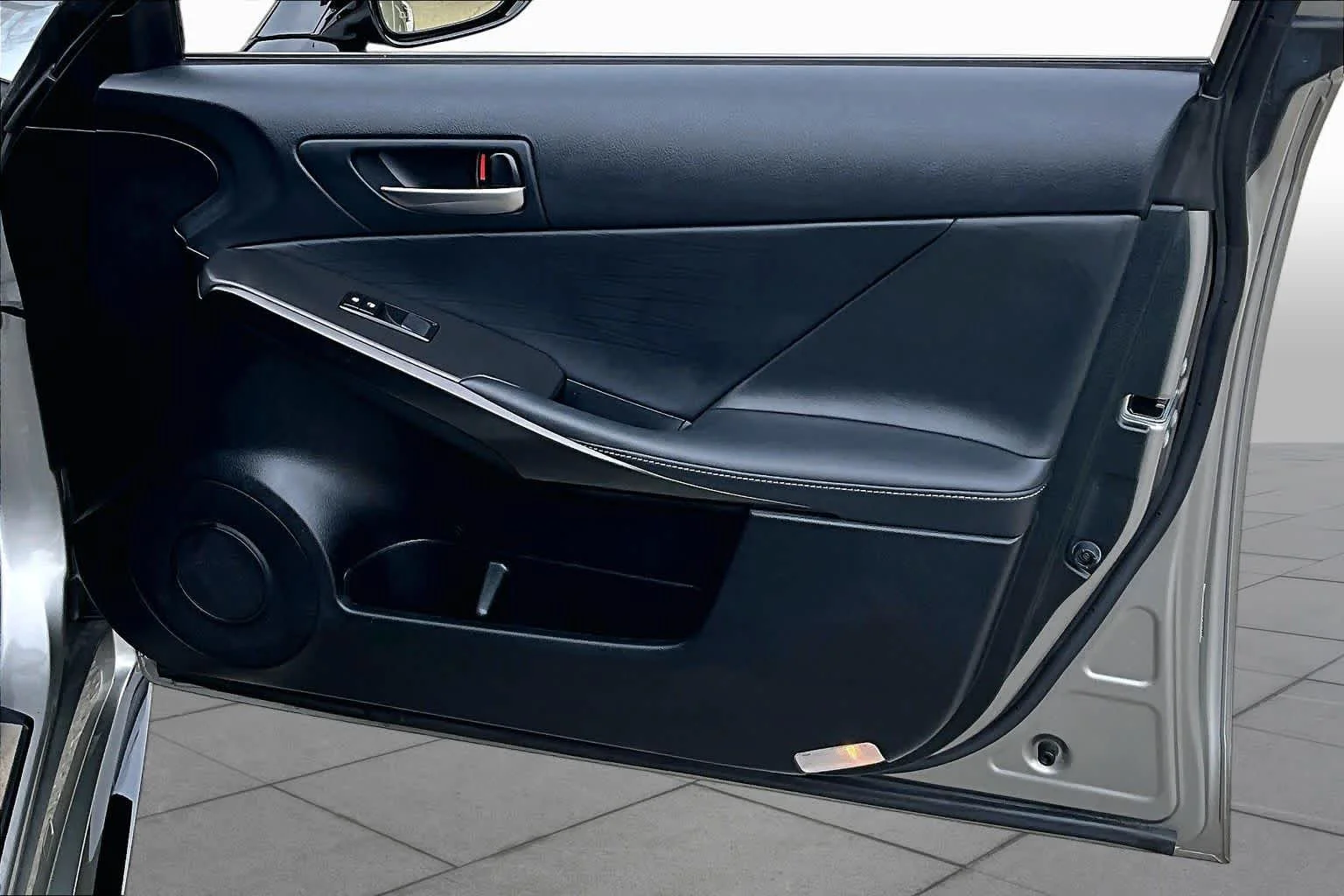 Used 2021 Atomic Silver Lexus F SPORT image 27