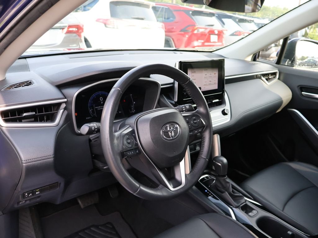 Used 2024 Blue Toyota XLE image 17