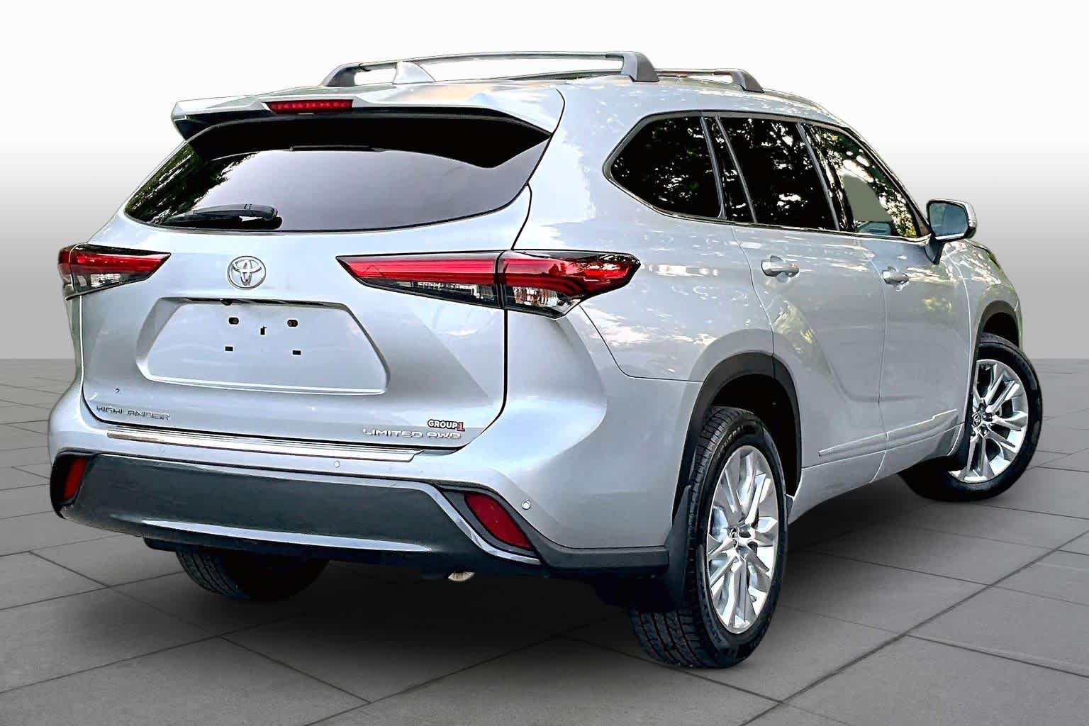 Used 2020 Celestial Silver Metallic Toyota Limited image 13