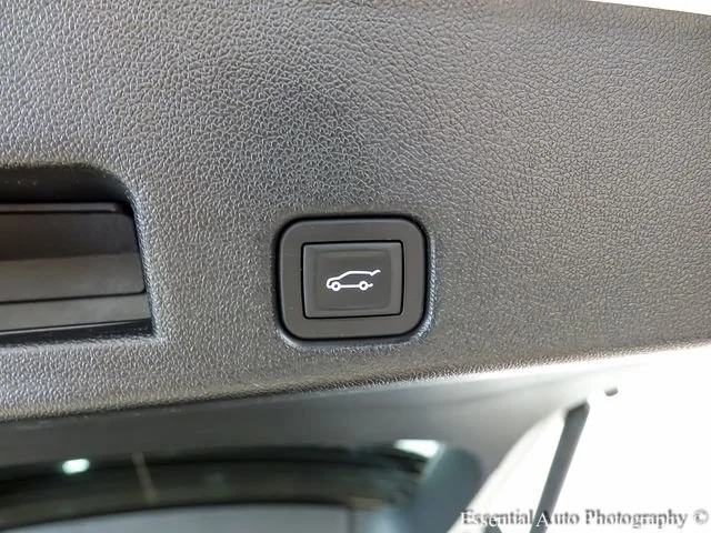 Certified Used 2024 Summit White GMC Denali image 24