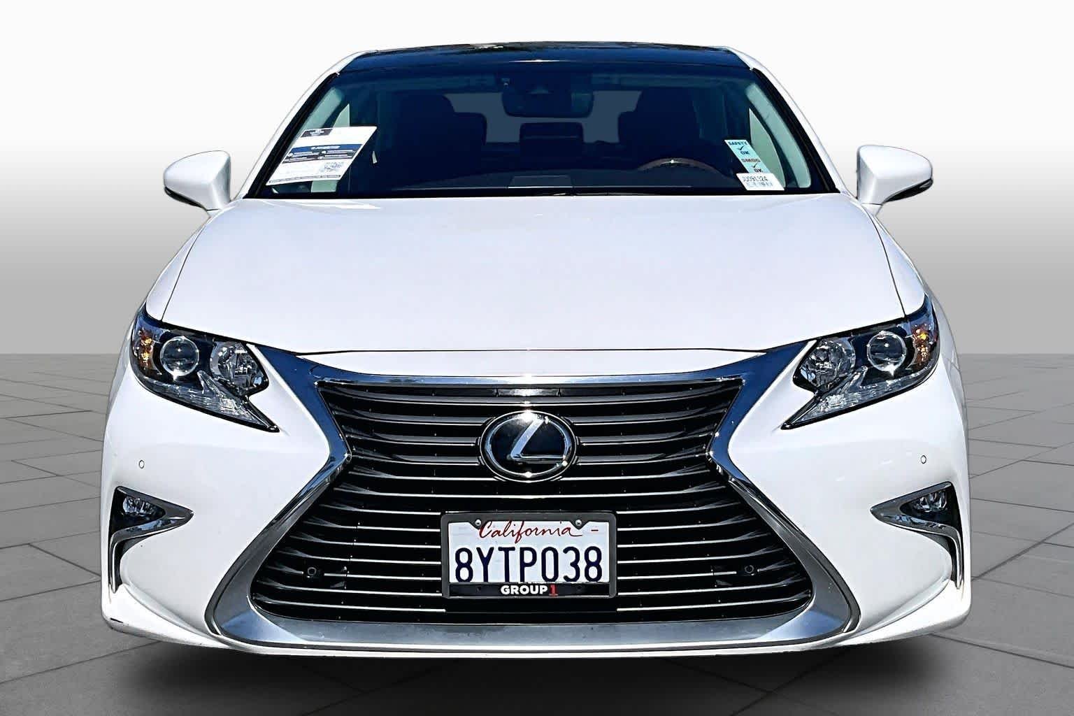 Pre-Owned 2018 Lexus ES 350
