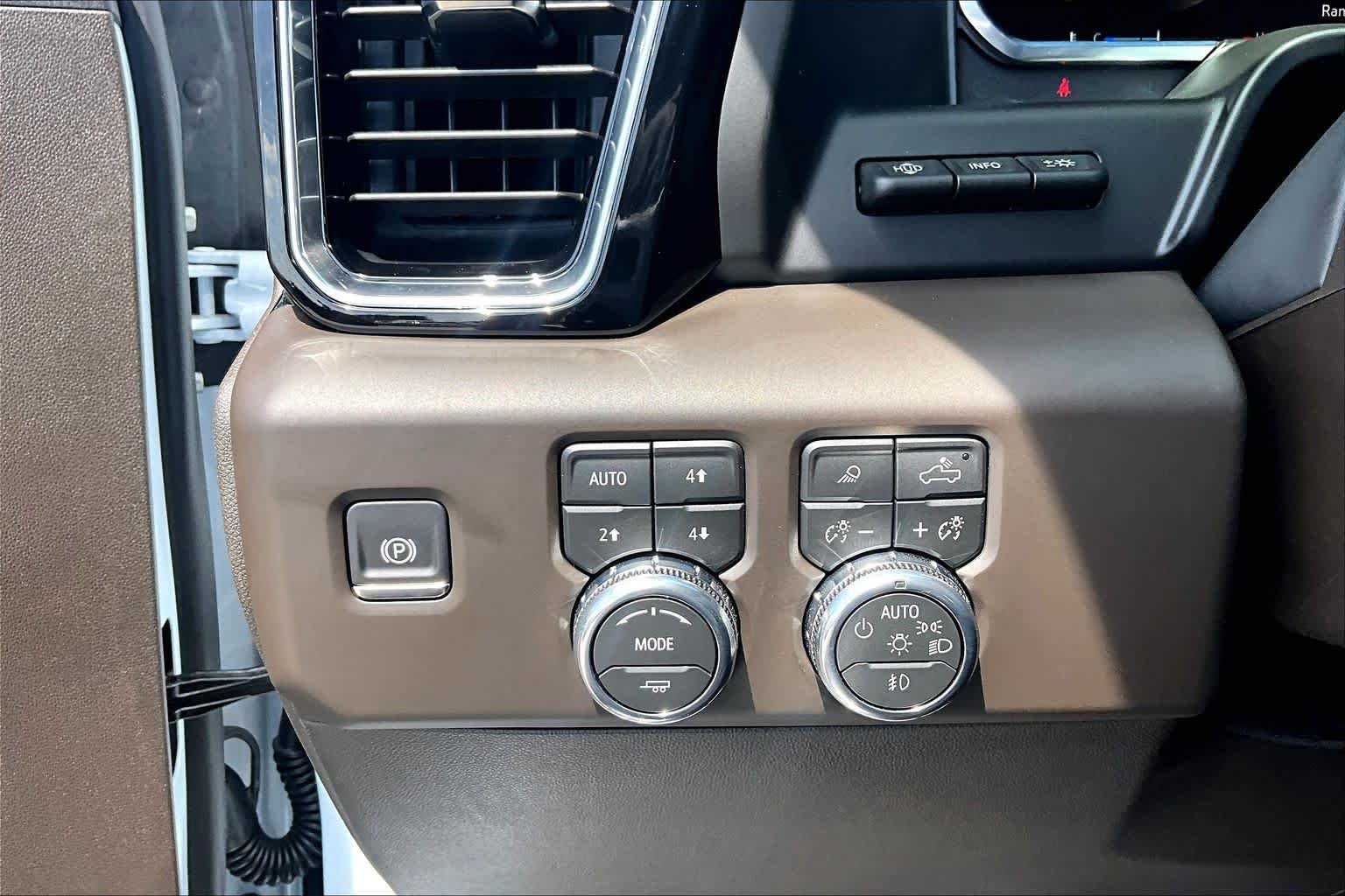 Used 2026 Glacier White Tricoat GMC Denali image 36
