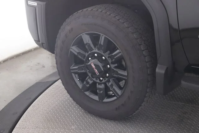 Used 2024 Black GMC AT4 image 13