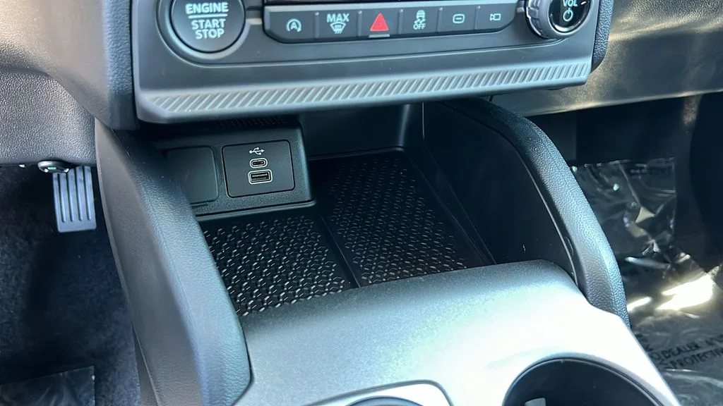 New 2026 Carbonized Gray Metallic Ford Big Bend® image 18